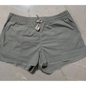Vuori Villa Ripstop Shorts Women's Sz Large Sage Green Raw Hem Drawstring Hiking
